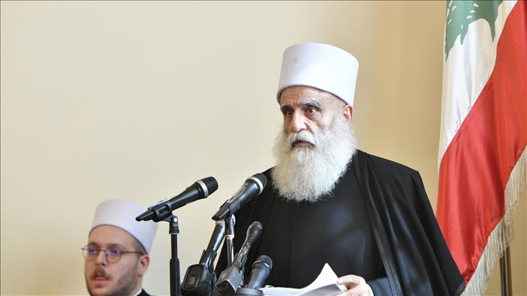 "Lübnan Dürzi Lideri Ebi el-Muna'dan Sekteler Arası Uyarı: 'Dürzi-Sünni Gerilimine Asla Geçit Vermeyeceğiz'"