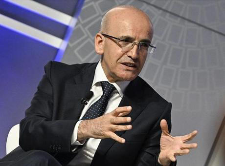 Şimşek: "Enflasyon 3,5 yılın tabanına indi, hedef rotada kalıyor"
