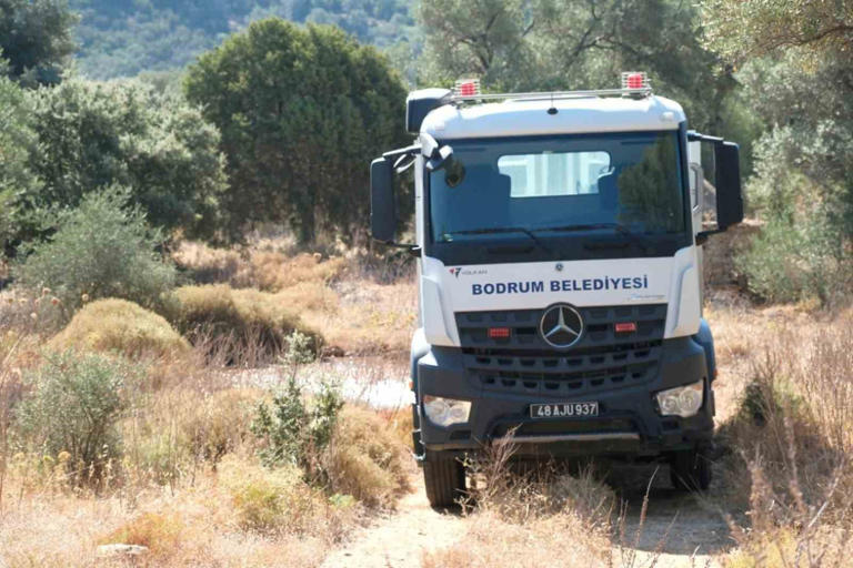 Bodrum’un kuruyan göletleri canlandı: Tonlarca su takviyesiyle hayat suyu aktı