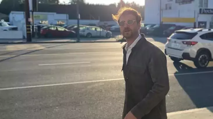 Aras Bulut İynemli'nin Sosyal Medya'yı Sallayan Beklenmedik Fotoğraf Paylaşımı!