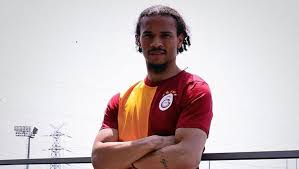 Sane’den Sert Çıkış: “Tribünler bizi yıkılırken görmek istiyor, ama boşuna bekliyorlar!”