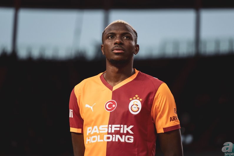 GALATASARAY HABERİ: Osimhen'in İlk 11'deki Debutu! Okan Buruk Kararını Verdi
