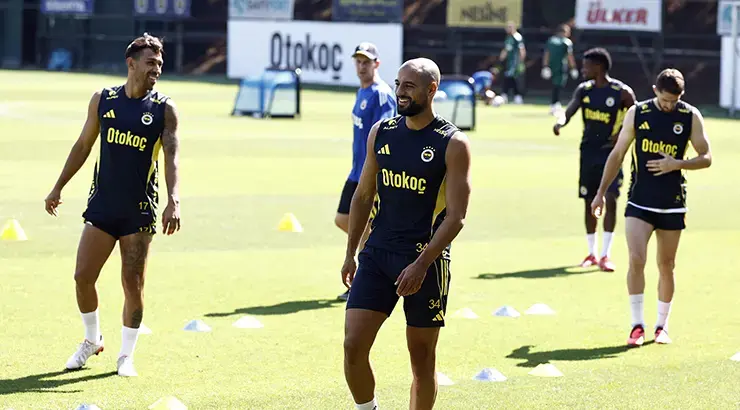 Fenerbahçe, Feyenoord Deplasmanında Sezonu Başlatıyor