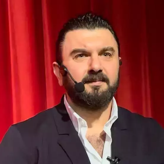 Sahte Diploma Skandalı Büyüyor: Ünlü Psikologun Halı Yıkamacısı Geçmişi Çıktı!