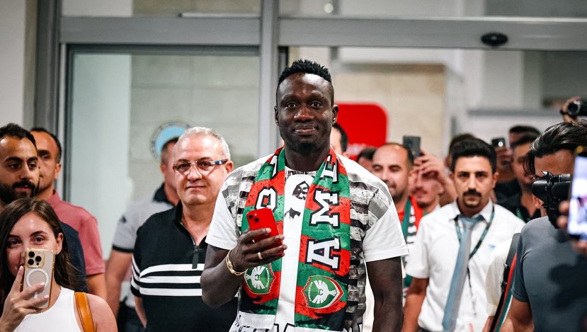 Amed Sportif Faaliyetler, Mbaye Diagne ile 2 yıllık anlaşma sağladı