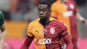 Galatasaray’dan Carlos Cuesta transferinde flaş ayrılık açıklaması!