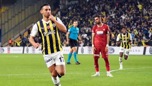 İrfan Can görüşme odasına 