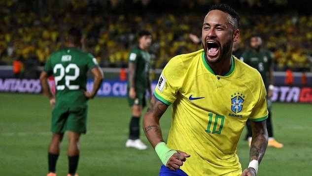 Efsaneyi geçti! Neymar Brezilya tarihine adını yazdırdı