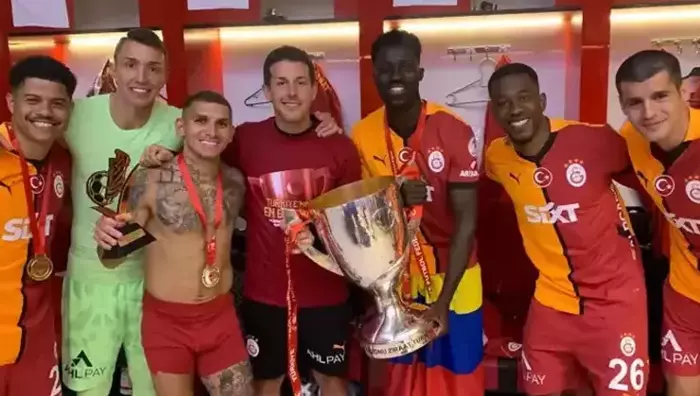 İstersen birkaç alternatif daha üretebilirim, böylece en çarpıcı olanı seçebilirsin.