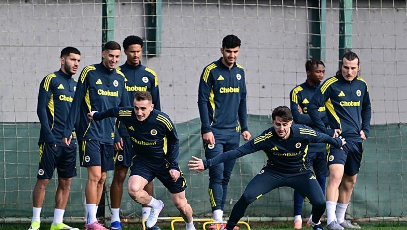 Fenerbahçe, FCSB Karşılaşmasına Eksiksiz Hazır