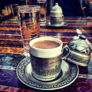 Kahve fişini çekerseniz beden ne der? 24 saatte vücudunuzda yaşanan sessiz devrim