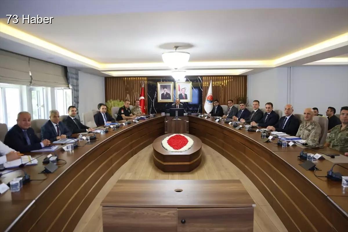 Şırnak'ta Şırnak Valisi: 7/24 huzur ve güven için çalışıyoruz.