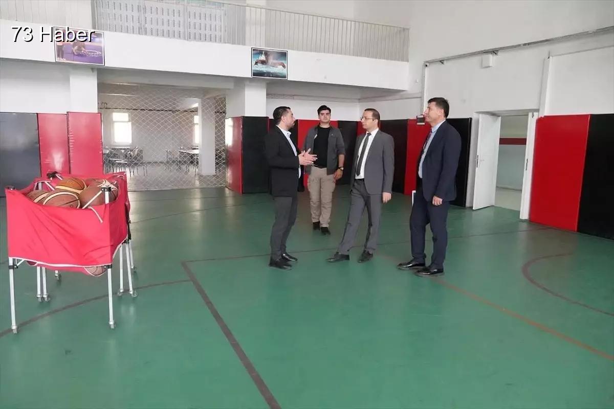 Şırnak'ın Cizre ilçesinde Kaymakamının Spor Lisesi Ziyareti