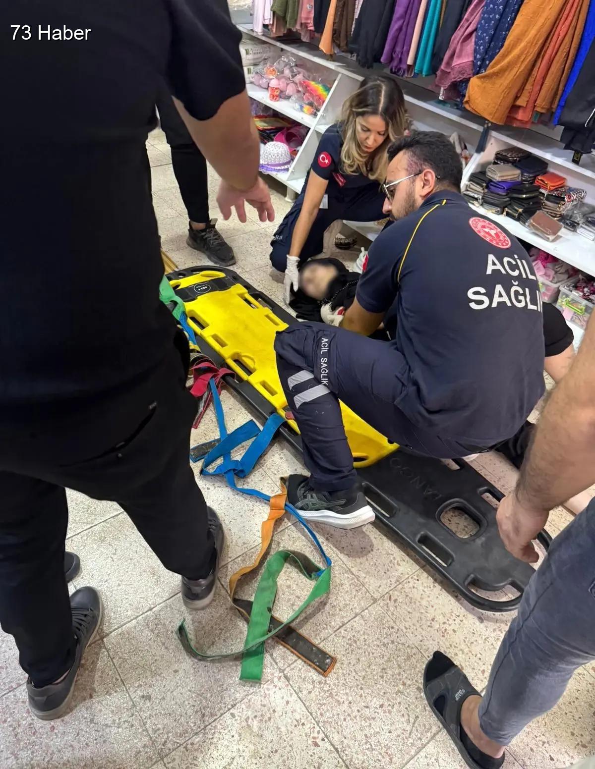 Şırnak'ın Silopi ilçesinde Silopi'de hamile kadın bıçaklandı; bebeği kurtarılamadı.