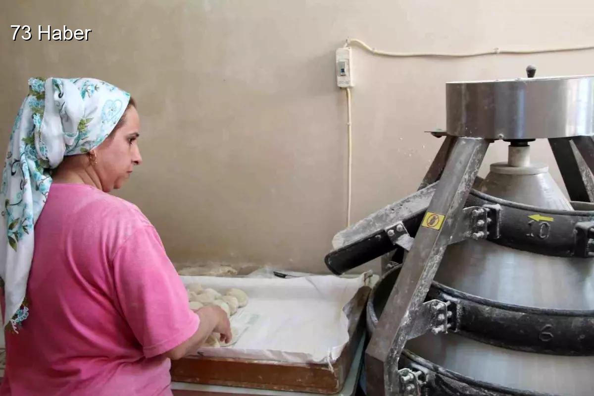 Şırnak'ta kadınların ekmek serüveni giderek büyüyor.