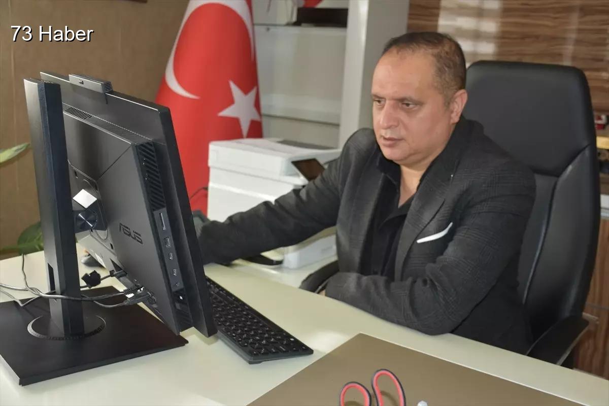 Şırnak'ta Şırnak İl Sağlık Müdürü Sili, AA&amp;apos;nın &amp;quot;Yılın Kareleri&amp;quot; oylamasına...