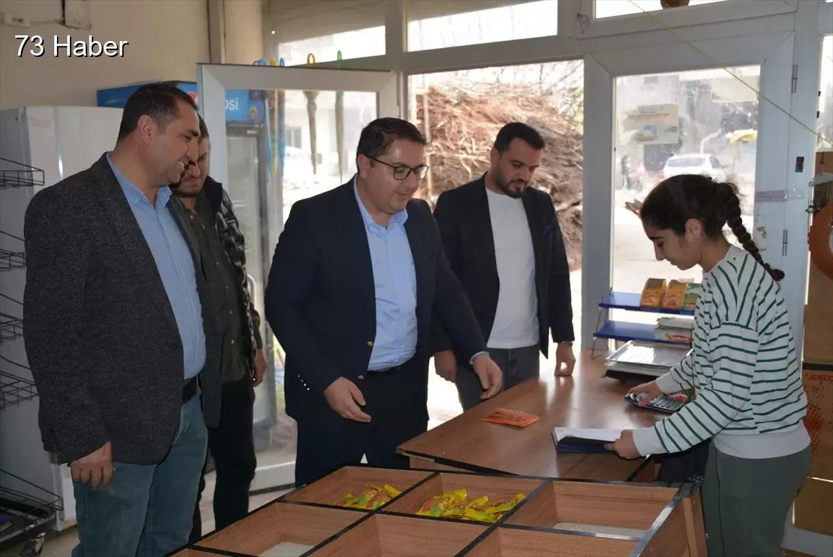 Şırnak'ın İdil ilçesinde Şırnak&amp;apos;ta hayırsever iş adamı, veresiye defterlerindeki 200...