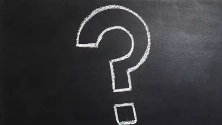 Rüyada Fotoğraf Çektirmek İçin Poz Vermek: Dikkat Çekme İsteği ve Kendini Gösterme Arzusu mu?