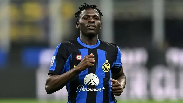 Trabzonspor'dan Orta Sahaya Hamle! Ebenezer Akinsanmiro Gündemde