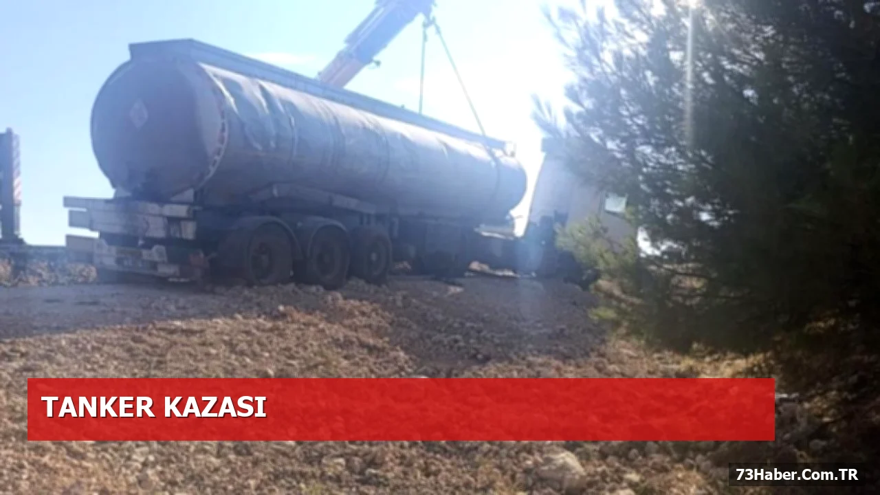 E‑90’da tek şeride düşürülen yolda tanker kontrolünü kaybetti