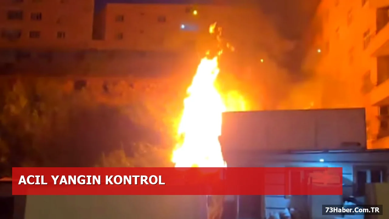 Cizre'de Nusaybin Caddesi'nde Çıkan Yangına İtfaiye Hızlı Müdahale Etti