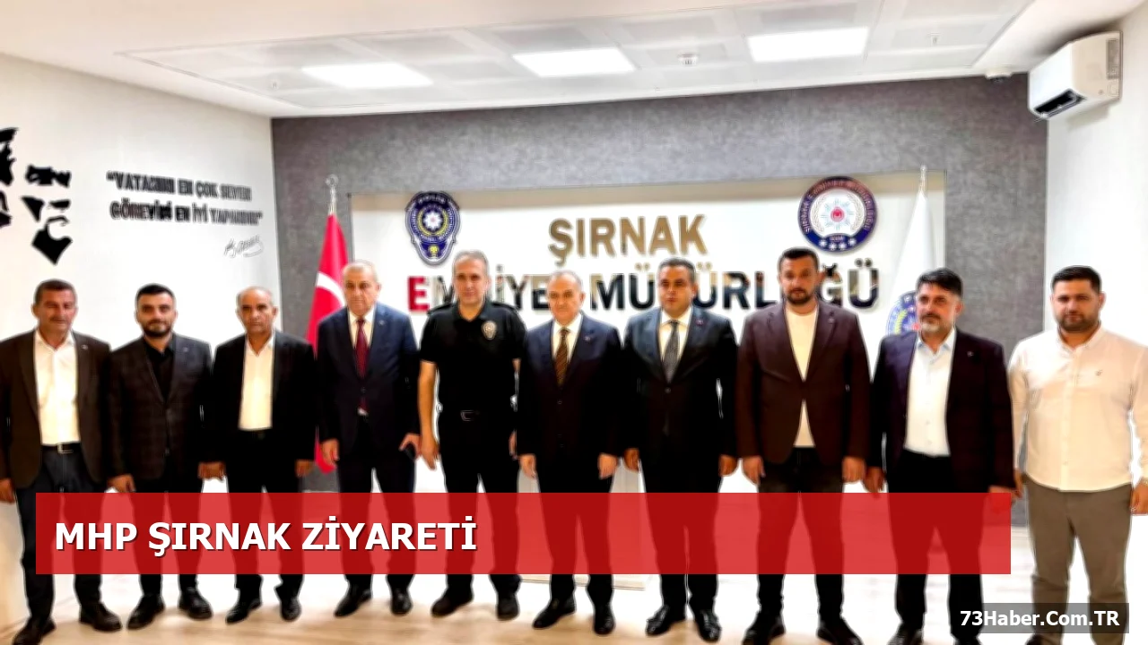 Şırnak'ta MHP Delegasyonu Şehit Anma Töreni Yaptı