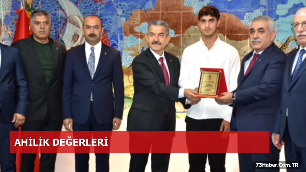 Şırnak Valisi Ekici’den Ahilik Haftası’nda Ödül Töreni