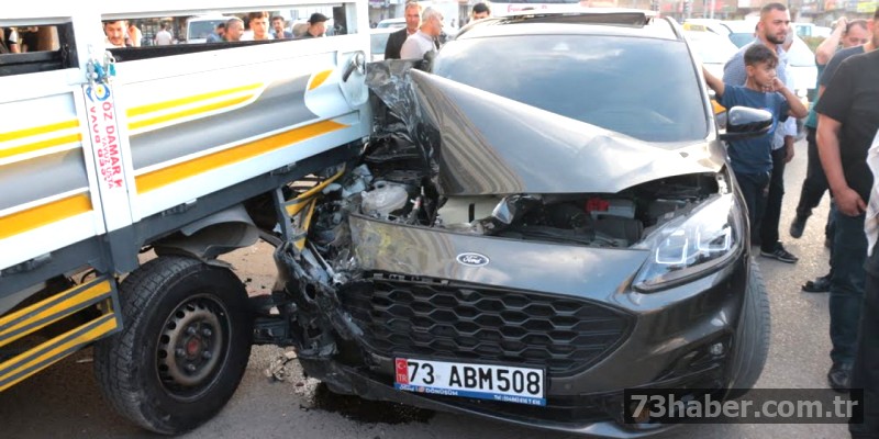 Şırnak'ta Peş Peşe Çarpışmalar: Birden Fazla Araç Hasar Gördü