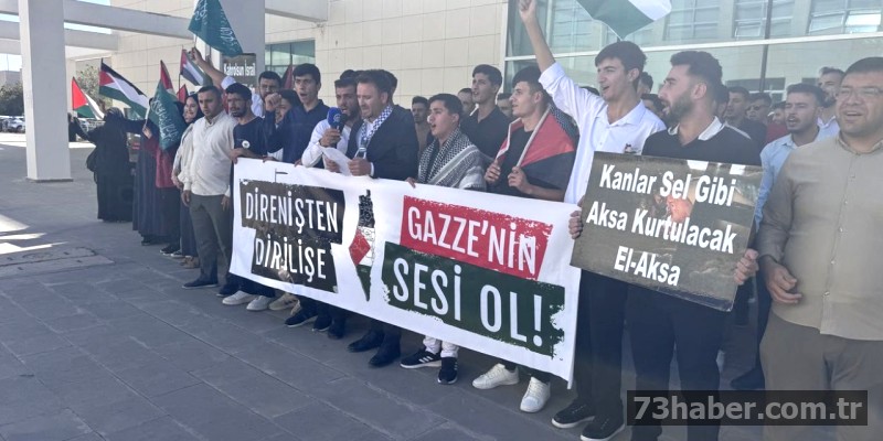Şırnak'taki Öğrenciler İsrail'i Protesto Etti