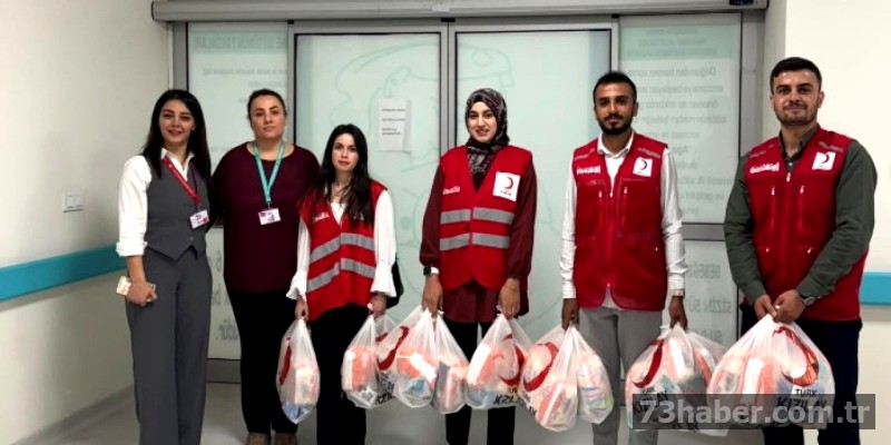 Genç Kızılay Şırnak'ta Bebekleri Sevindirdi