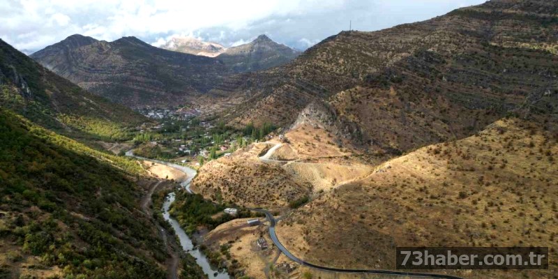 Şırnak'ta Sonbahar Büyüsü: Havadan Kartpostal Manzaraları