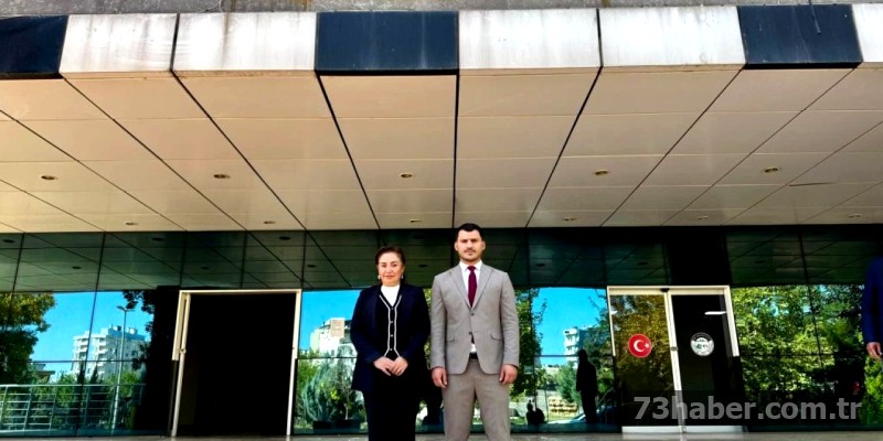 İdil'de Sürpriz Buluşma: AKP'li Başkan, Eski DEM'li Başkana Ziyaret