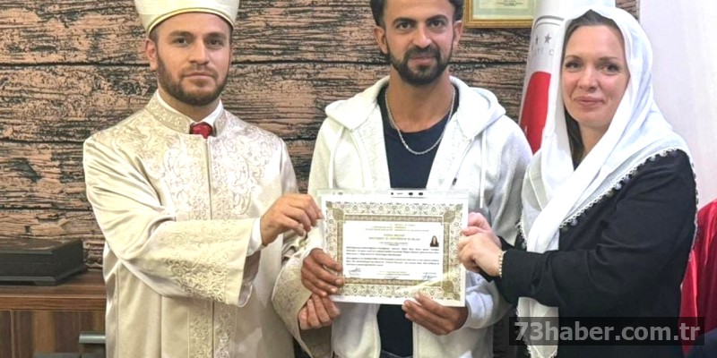 İsveçli Sara'nın Şırnak Sürprizi: İslam'ı Seçti