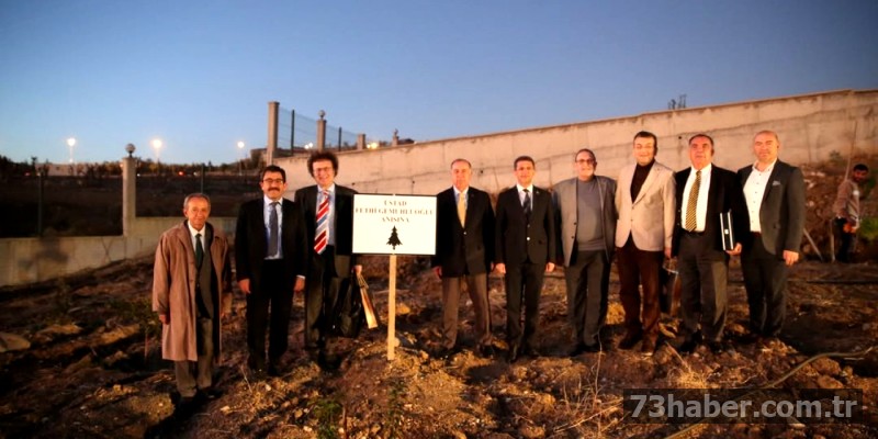 Fethi Gemuhluoğlu Dostluğu Anma Paneli