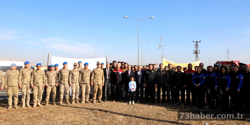 Cizre'ye 450 Fidan: Havaalanı Yolu Yeşilleniyor