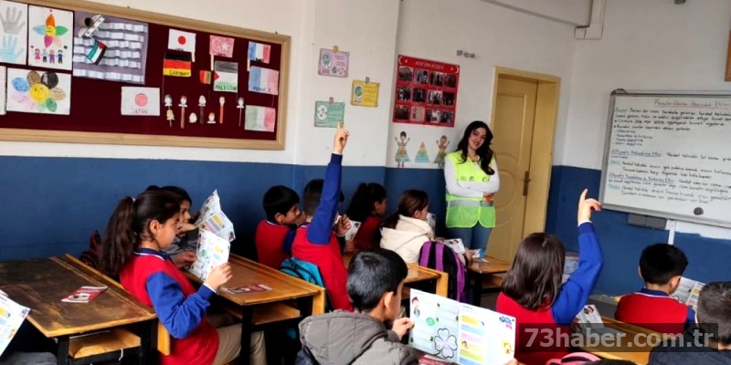 Şırnak'ta Yeşilay Rüzgarı: Minik Kalpler Sağlığa Yelken Açtı