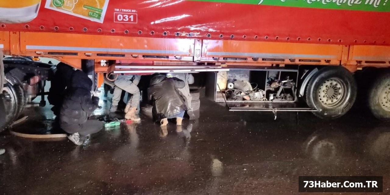 Uyuşturucu Şebekesi Şırnak'ta Çökertildi