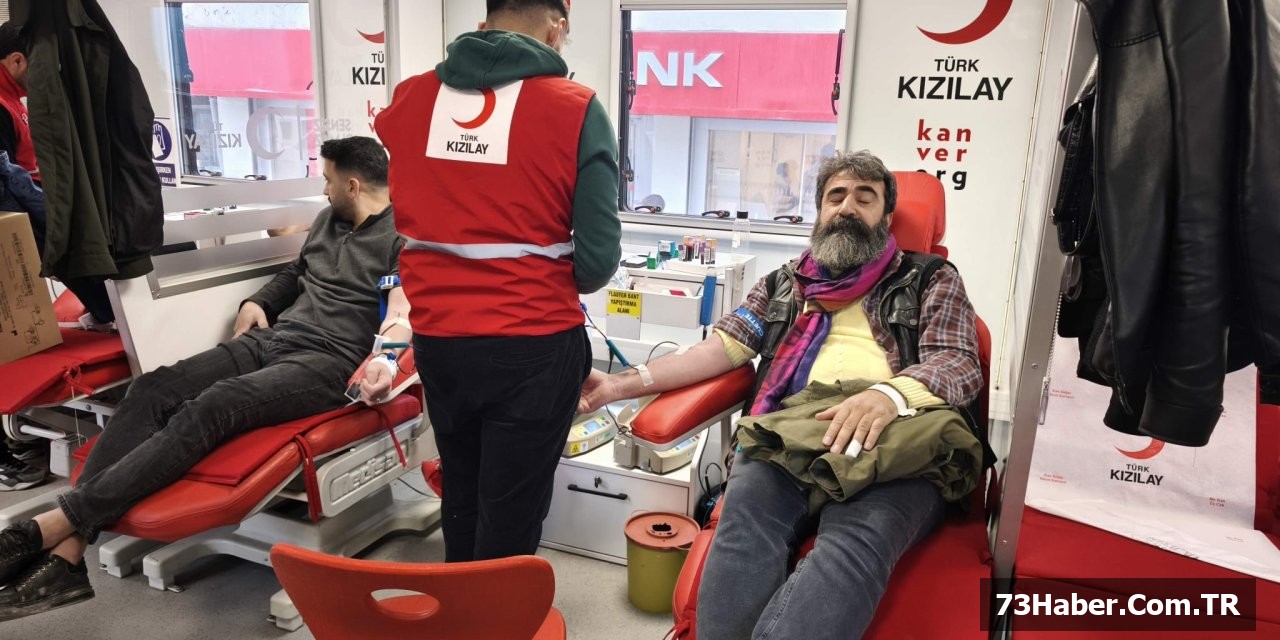 Şırnak'ta Deprem Şehitleri İçin Kan Bağışı