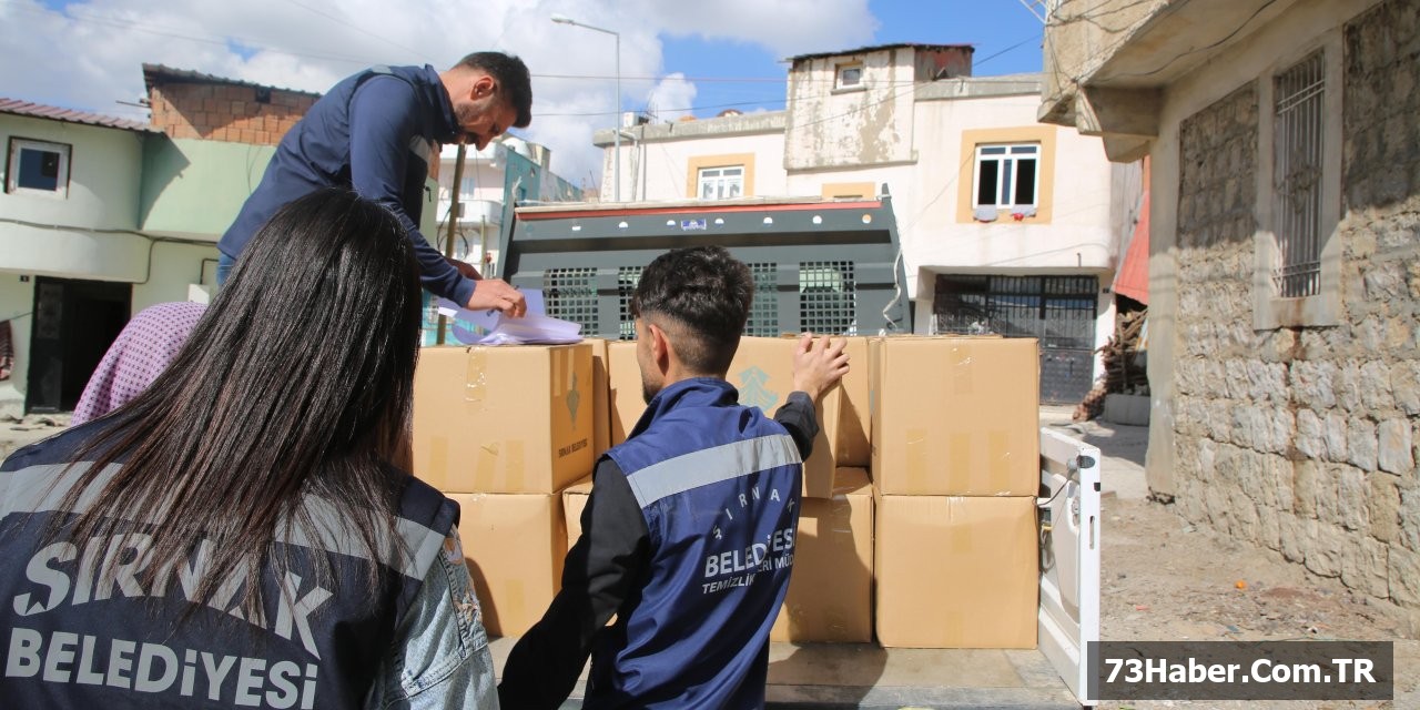 Şırnak Belediyesi Yardımları Dağıttı