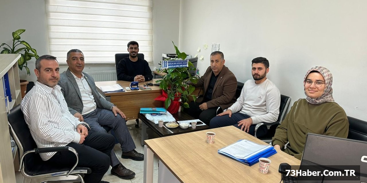 Sağlık-Sen Şırnak Şubesi Avukatlara Hayırlı Yıllar Diledi