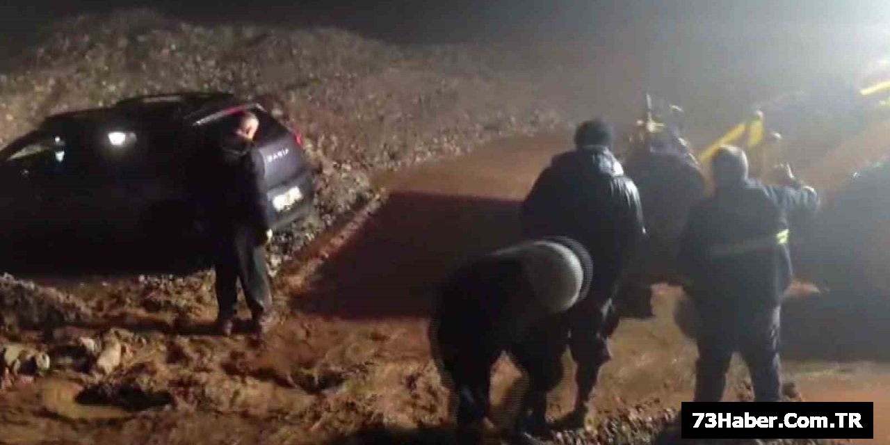 Şırnak'ta Fırtına: 6 Koyun Telef