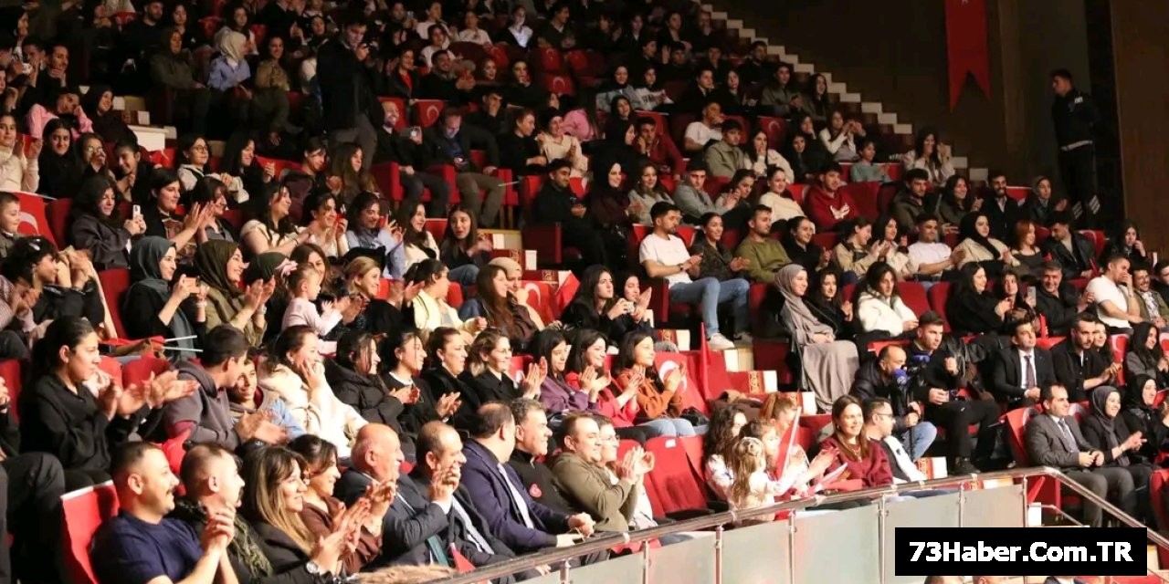 Şırnak'ta Sanat Patlaması: "Kim Var?"