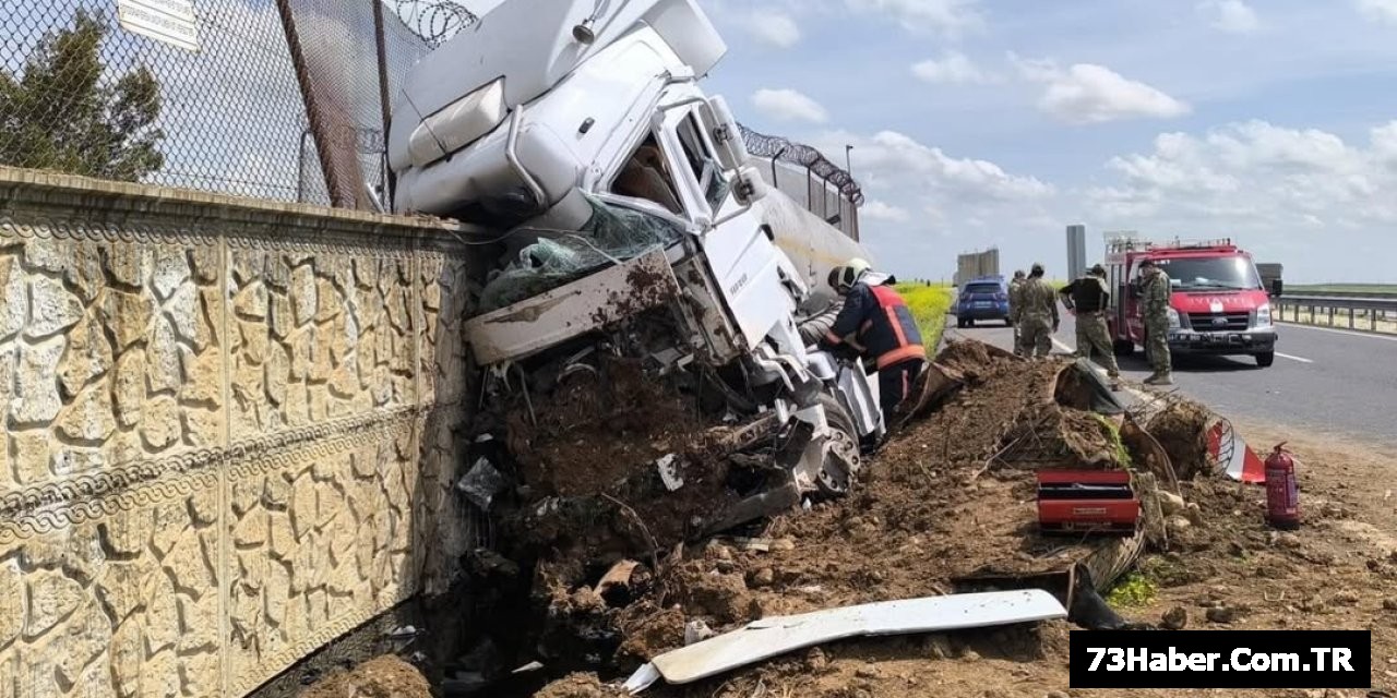 İpekyolu'nda Tanker Kazası: 1 Yaralı