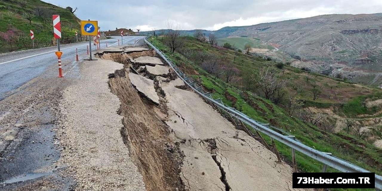Heyelan Felaketi: Yol Çöktü