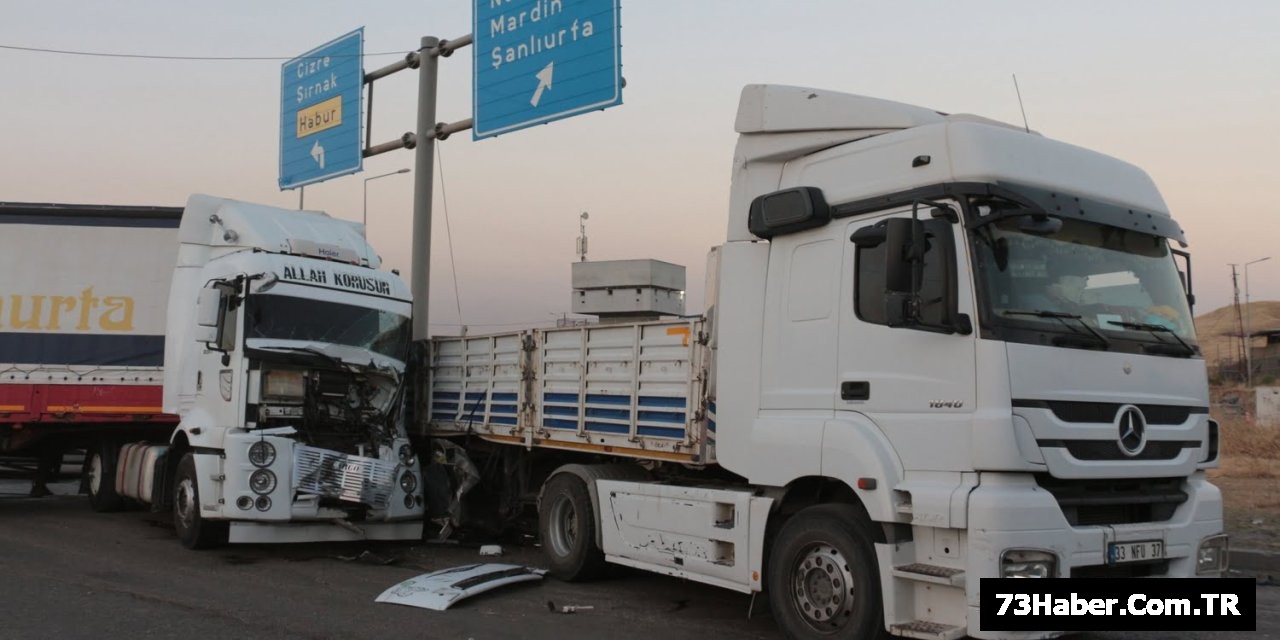 Şırnak'ta Tır Çarpışması: 2 Yaralı