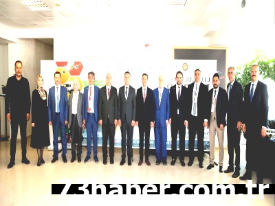 Habur Sınır Kapısı'nda Lojistik Zirvesi: Ticaretin Kalbi Şırnak'ta Atıyor!