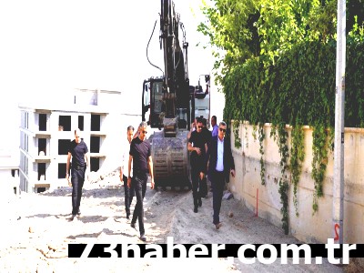 Yarka'dan Gündoğdu'ya Tam Destek: Yol Çalışmaları Anbean Takipte!
