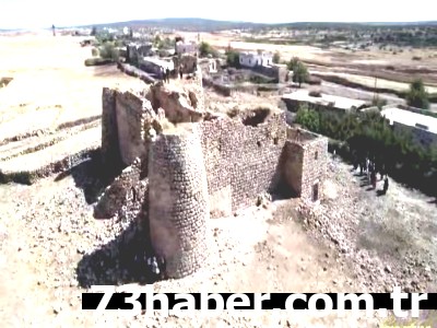 Şırnak'ta Asırlık Kilise Can Çekişiyor! Tarih Göz Göre Göre Mi Siliniyor?