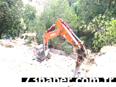 Uludere'ye Can Suyu: İçme Suyu Sorunu Çözüldü, Yollar Yenilendi!