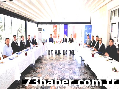 * **DİKA Batman'da Toplandı: Bölgeye Yeni Yatırımlar Mı Geliyor?**
* **Batman'da Kritik DİKA Zirvesi: Hangi Projeler Masada?**
* **Gözler Batman'da: DİKA'dan Bölge Kalkınmasına Yeni Hamle!**
* **DİKA Batman'da: Yatırım Planları ve Bölge Gündemi**
* **Batm